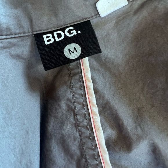 Urban Outfitters BDG. Light Weight Blazer Style Shacket Jacket Front Pockets 💗 - Picture 8 of 9